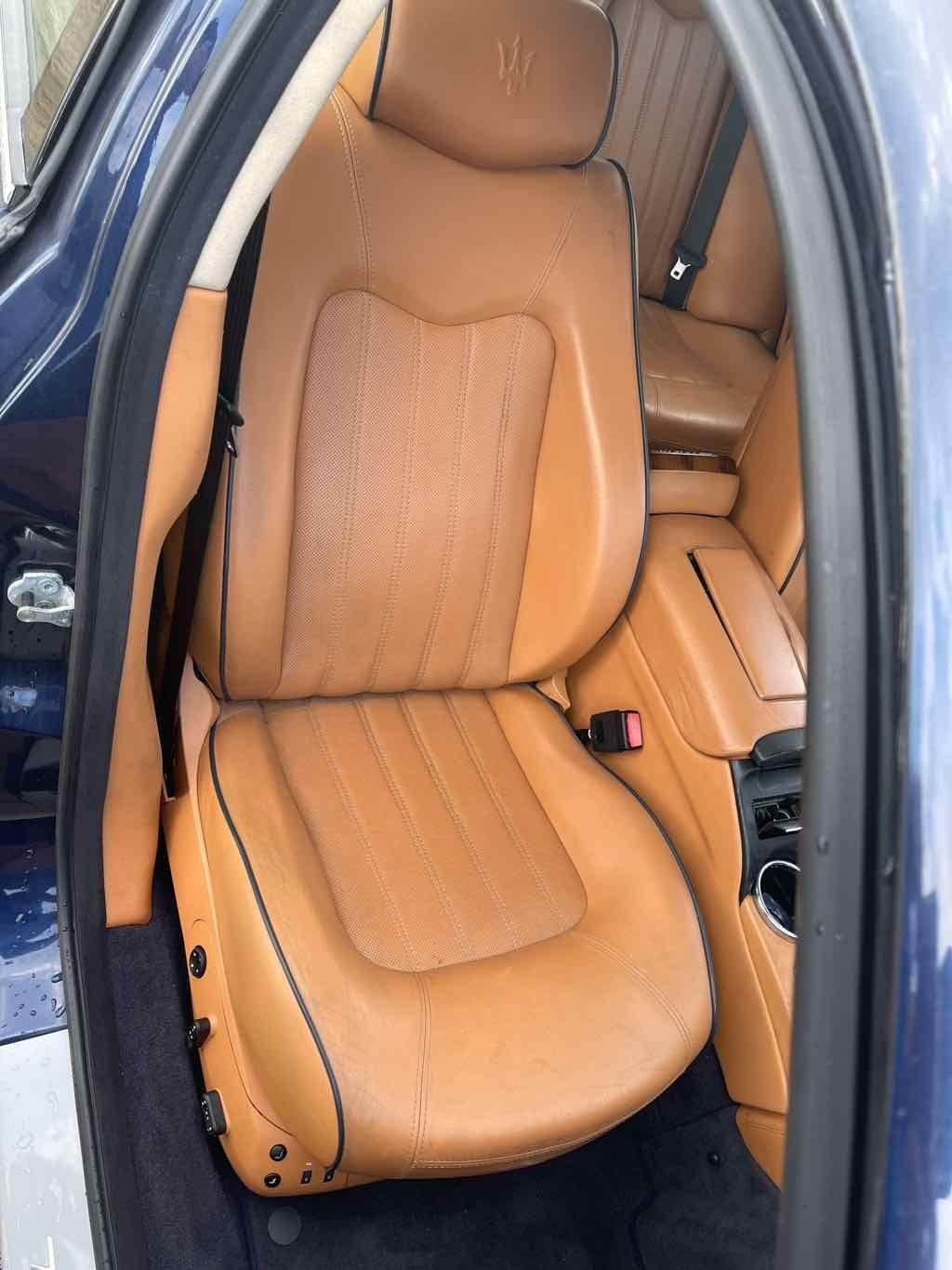 Front Door MASERATI QUATTROPORT Right 07