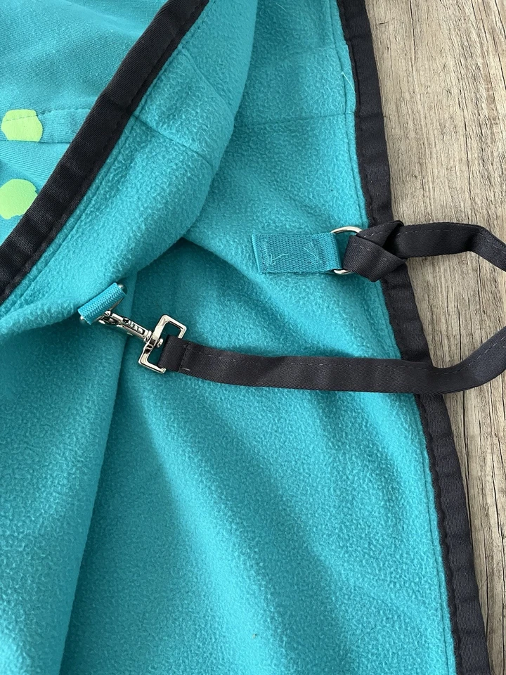 Eskadron Next Generation Abschwitzdecke Neongreen Splash Größe L Mit Bauchgurten - Bild 3 von 4