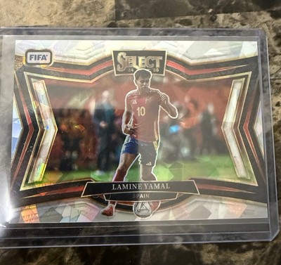 Lamine Yamal 2024-25 Panini Select FIFA Soccer Field Level Ice SP