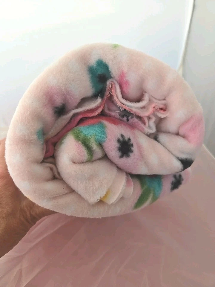 58" x 1.5 yard Lux Anti-pill Fleece Precut Unicorns Flowers DIY Blanket Craft - Image 3 of 4