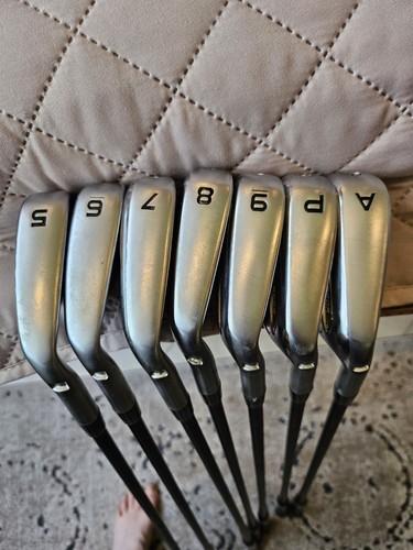 Tour Edge C722 Irons Rt Handed - Picture 2 of 6