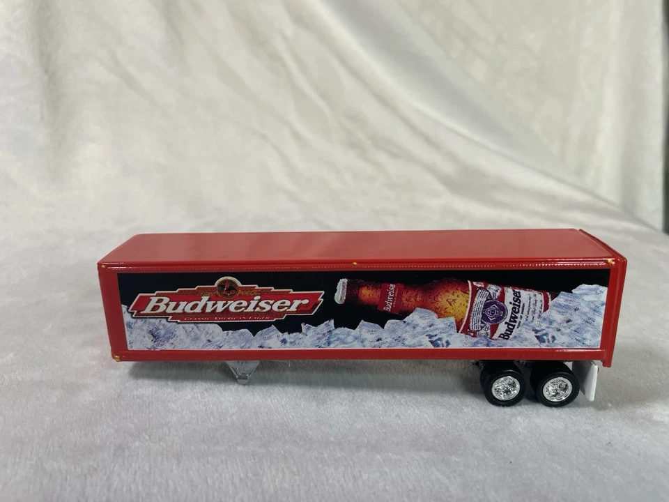 Budweiser Matchbox Collectibles Peterbilt Semi Truck & Trailer 1/58 Diecast - Image 4 of 4