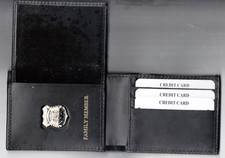 New York City Police Officer's Family Member CC/Letters 1-Inch Pin Wallet CT70