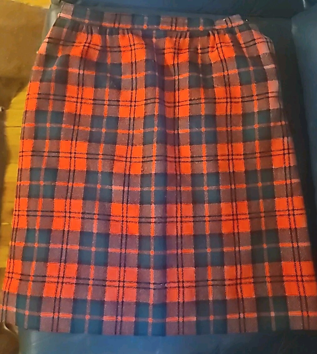 Vintage PENDLETON Authentic Tartan Checkered Plai… - image 6