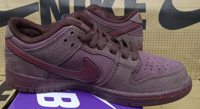 Nike SB Dunk Low PRM Burgundy Crush Men's Size:7 FN0619 600
