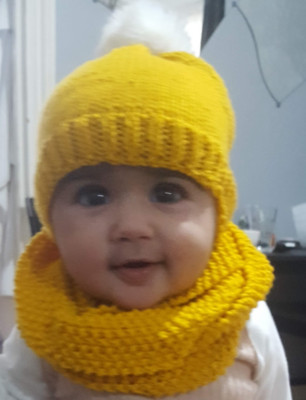 handmade infinity scarf and hat set knitted babies bonnet snood gift girls boys 