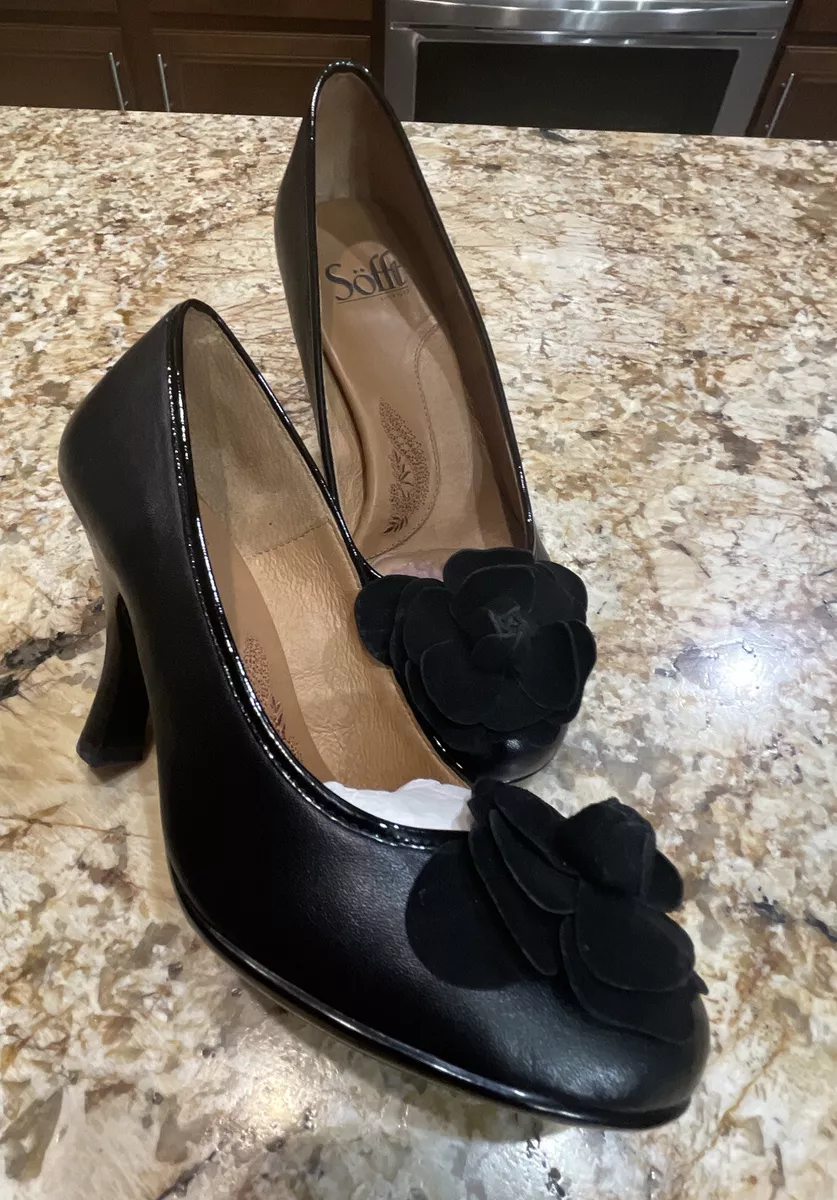 Sofft Fiorella Pumps Size 7.5 WIDE BLACK Flower Detail