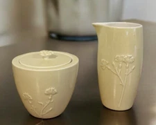 Villeroy & Boch The Tisane Creamer & Sugar Bowl Set Pale Yellow Embossed Plant