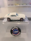 Hot Wheels Custom Chevy White Camaro Redline . RLC .
