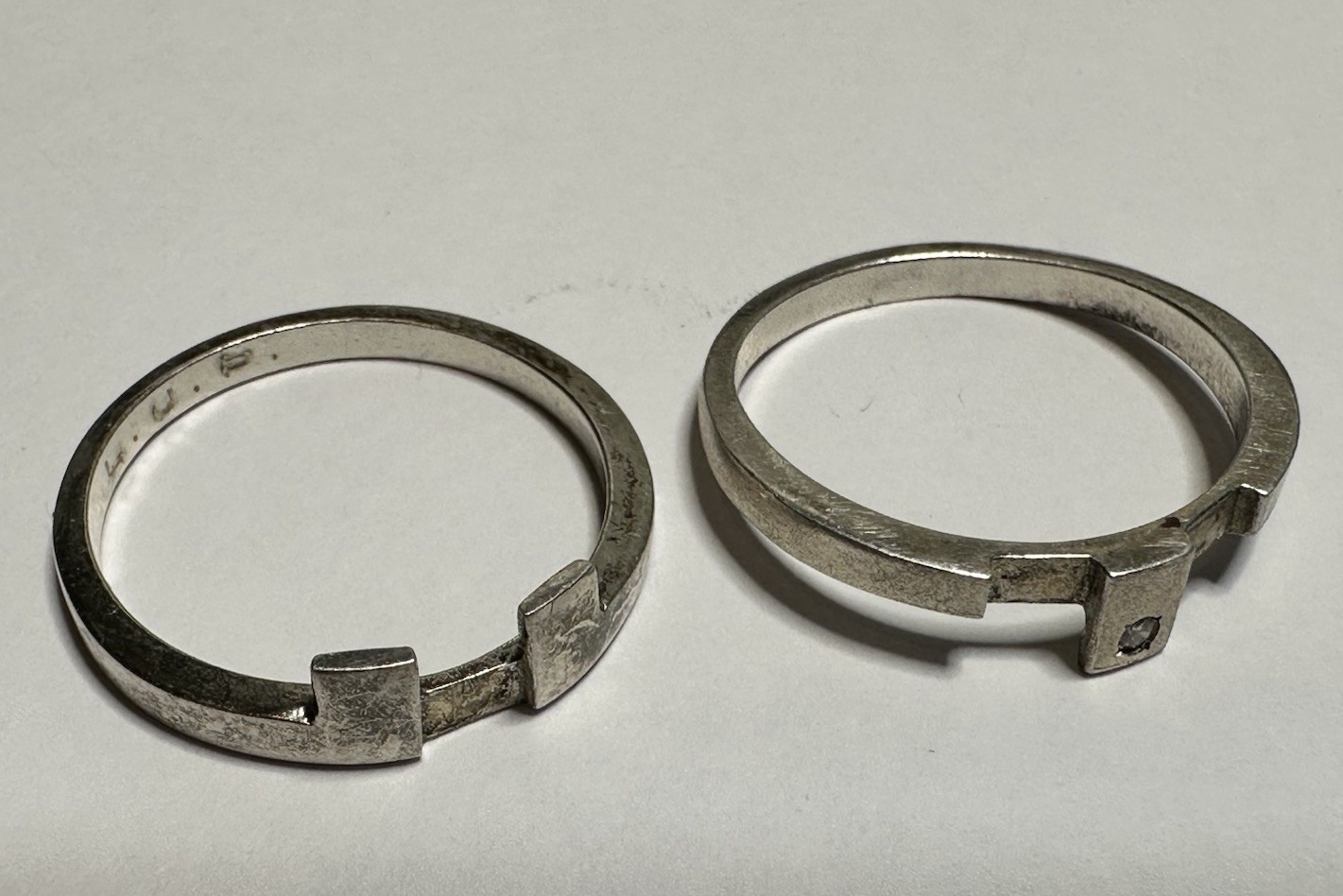 @ Sterling Silver With Diamond Interlocking Rings… - image 2