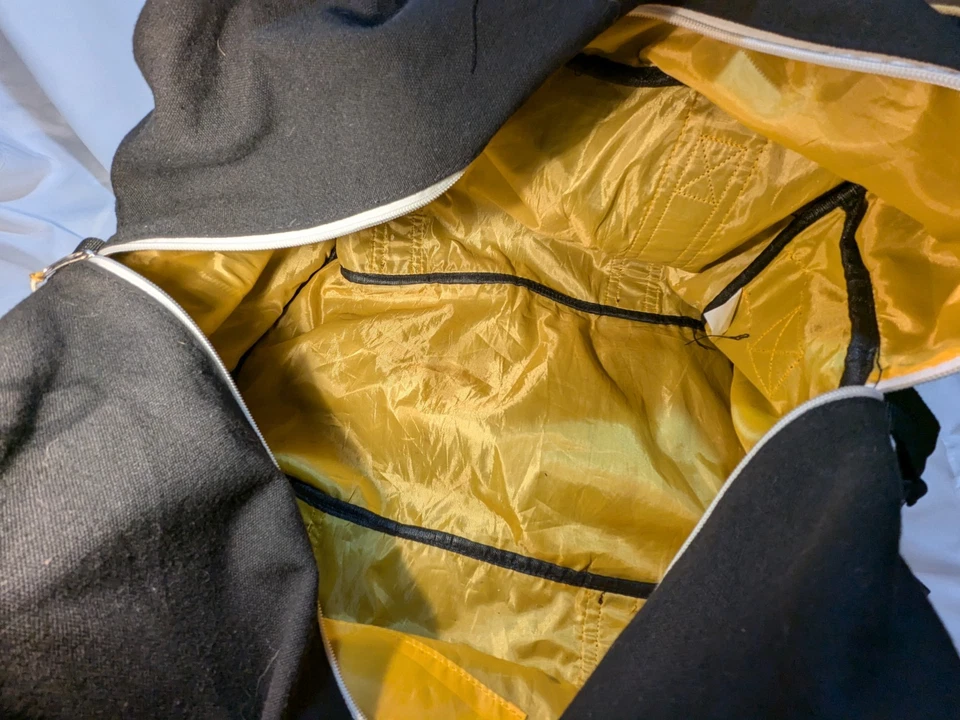 Pittsburg Penguins Hockey sobre Hielo Bolsa de Lona Amarillo Negro Patines Almohadilla Casco Foto 4 de 4