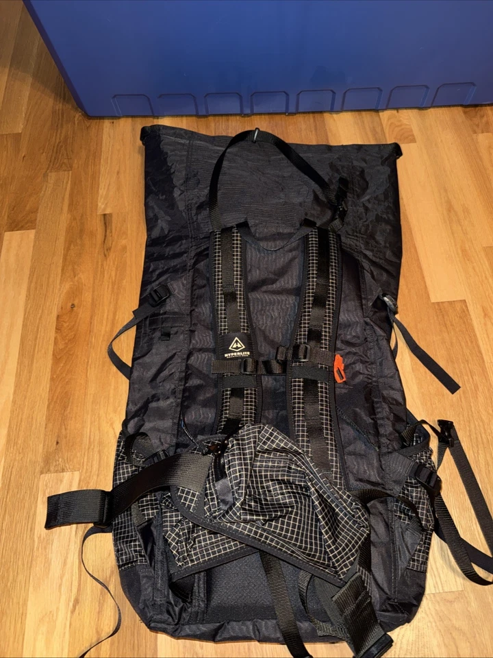 Hyperlight Moutain Gear SouthWest 40L Hiking Backpack Black - Size Large - Image 2 of 4