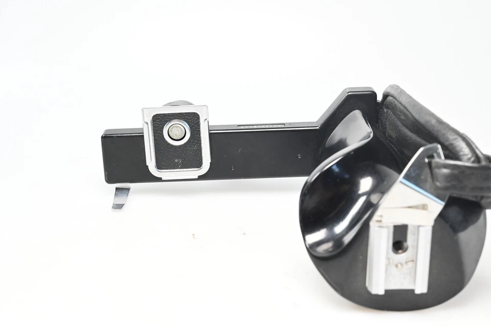 Hasselblad Flash Bracket Left Hand Grip #G451 - Image 4 of 4