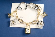 Diverse keychains - silver gold