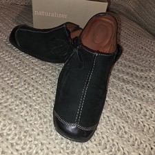 Naturalizer  Detail  Black Suede Leather Slip On Mules Flats Shoes Womens Sz 8.5