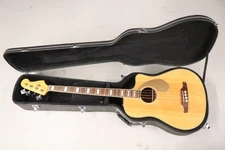 Fender Kingman Acoustic/Electric Bass Guitar California Series with Hard Case