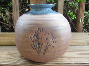 Kathleen Wallace Greer Signed Studio Pottery Large Square Vase