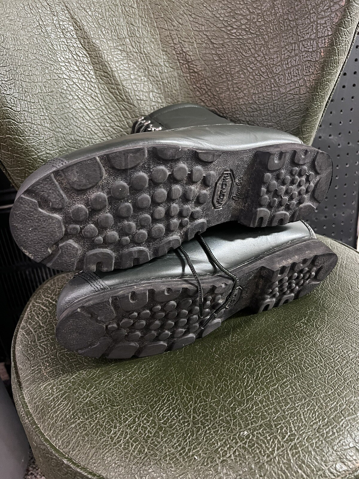 Men's Vintage Cabela's Kangaroo Featherlight Green Hunting Boots Size