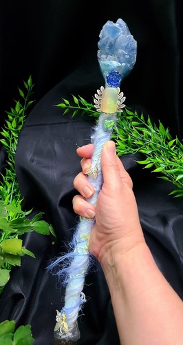XX Large 16" Handmade Natural Celestite Fluorite Quartz Crystal Wand with Charms - Picture 21 of 24