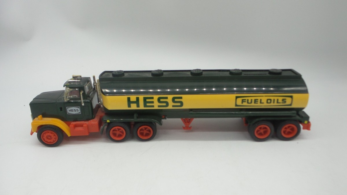 VINTAGE Hess 18 Wheeler Dark Green Tanker Fuel Oils Trailer | eBay