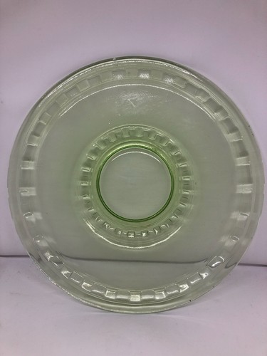 Uranium Green Art Deco Etched Faceted Plate - Picture 2 of 12