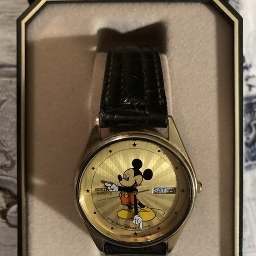 VTG SEIKO Mickey Mouse Watch Sunburst Quartz Rare DAY DATE Men’s Watch,In Box! - Picture 2 of 10