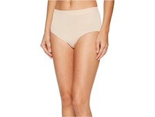 Wacoal 264337 Women B.Smooth Seamless Briefs Underwear Size Medium