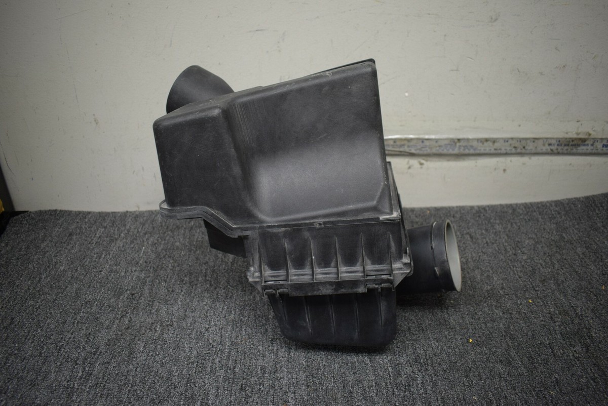 2001-2006 BMW M3 AIR BOX SUCTION SILENCER ASSEMBLY GENUINE OEM 