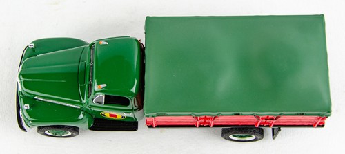 First Gear Vermilion 1951 Ford F-6 Grain Box 1:34 Scale Diecast Model Farm Truck - Picture 9 of 11
