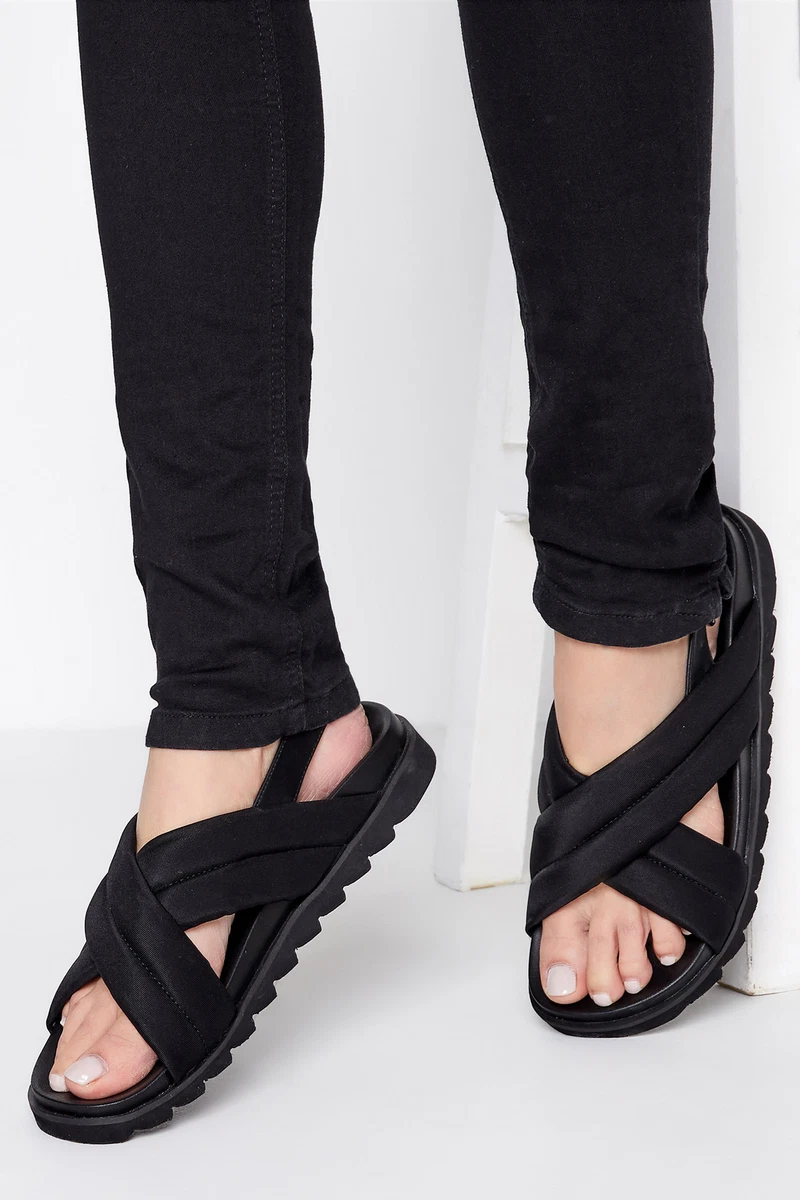Sandals with crossover straps clearance
