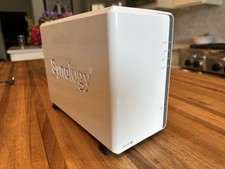 Synology DiskStation DS220j 2-Bay Desktop NAS Enclosure-DISKLESS W/ Power Supply