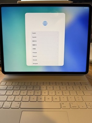 Apple iPad Pro 5 128GB WiFi Only 12.9'' with Magic Keyboard and Apple Pencil