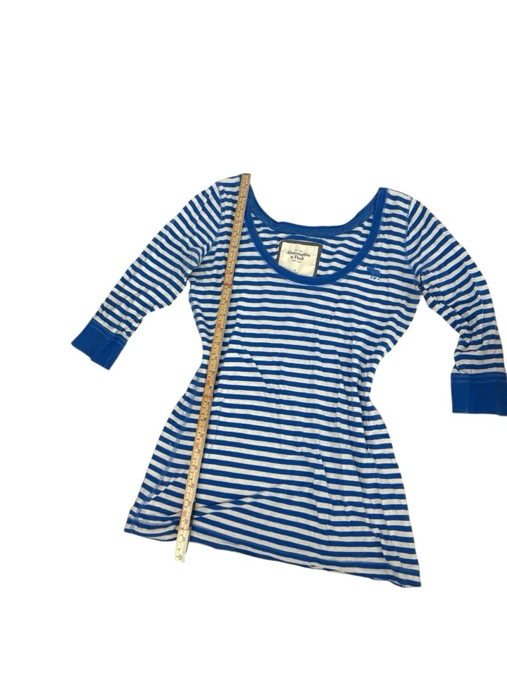 Camisa para mujer Abercrombie & Fitch talla S azul a rayas cuello redondo manga 3/4 Foto 2 de 4