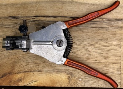 BELZER No. 3418  Automatik Abisolierzange Wire Stripper Vintage Germany