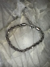 7” Twist Silver Tone Link Fashion Jewerly Bracelet with length extender