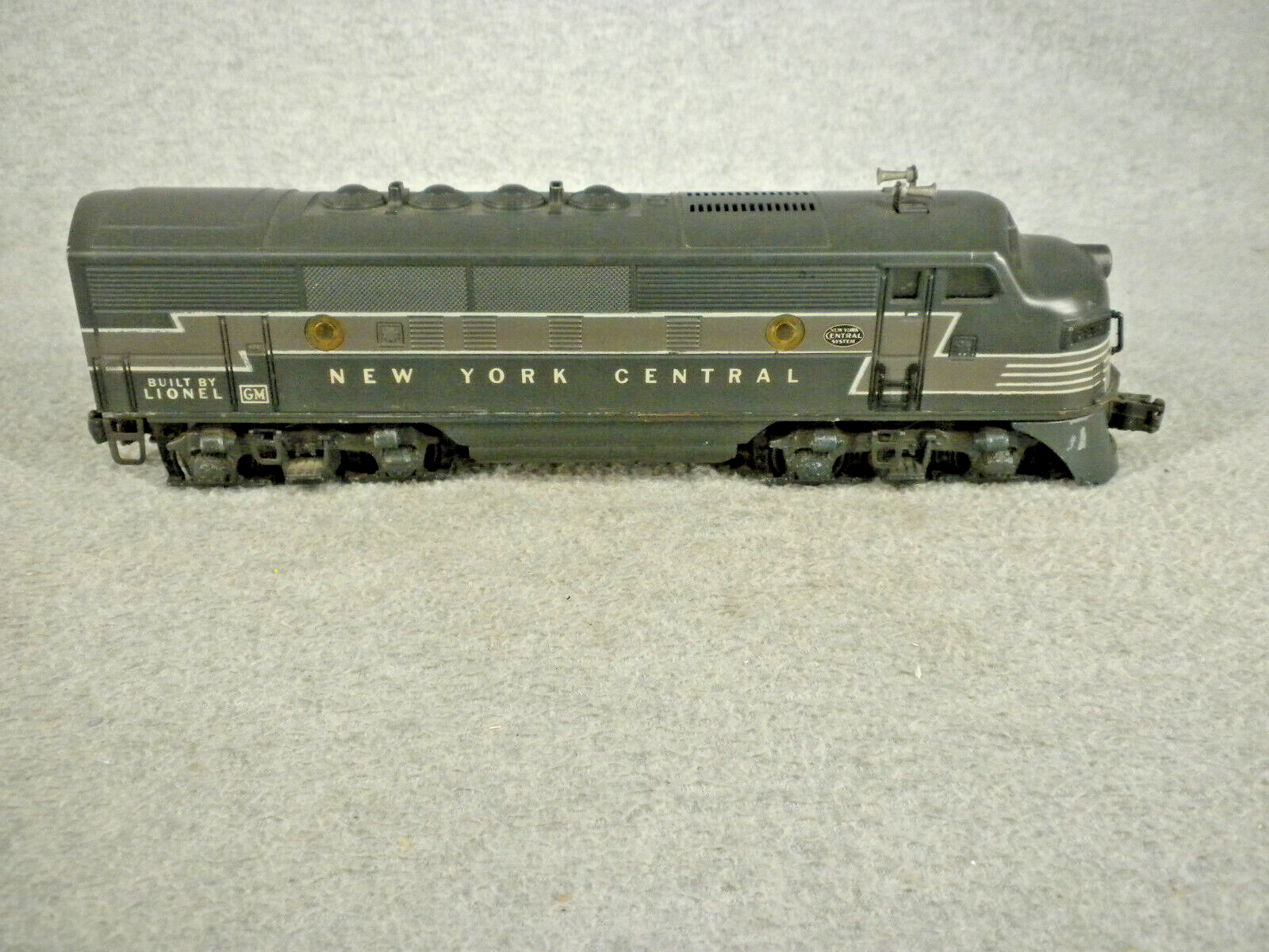Lionel # 2354A - New York Central F3 - Dummy A unit  - Used -