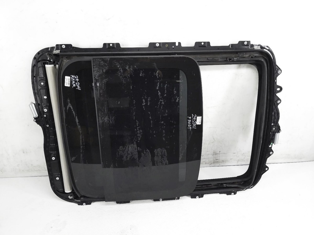 2019-2024 Volvo Xc40 Front & Rear Panoramic Sunroof Glass Assembly