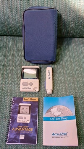 ACCU-CHEK Advantage Glucose Monitoring Kit (Case) Model 768