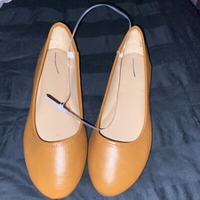 girls universal thread flats size 6