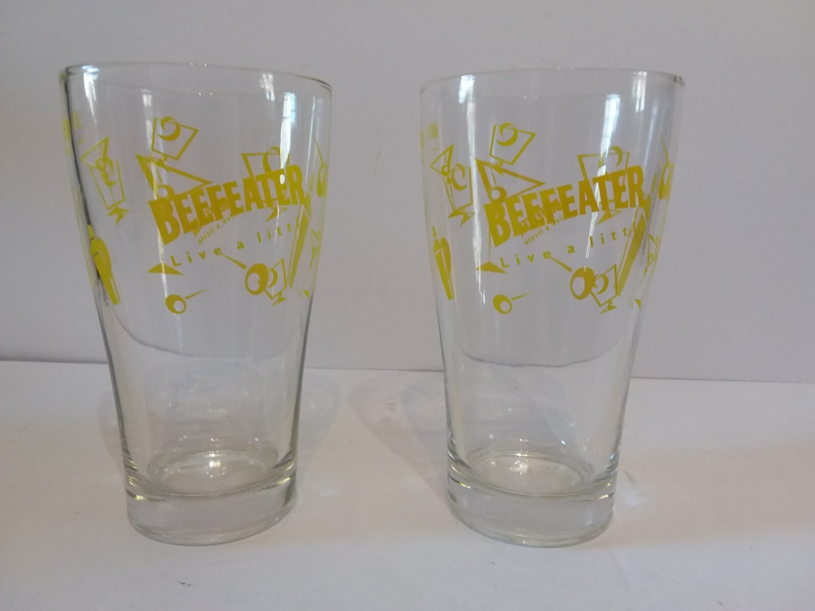 2 Beefeater Gin LIVE A LITTLE Glasses 14 oz Yellow Olives Martini  Bar Pub - A5