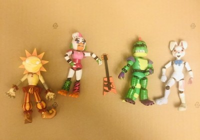Five Nights at Freddy s Security Breach Figures (lot of 4)