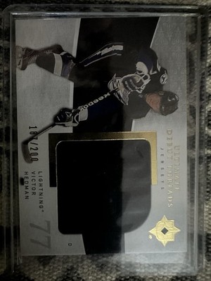 UD Ultimate Collection - Debut Threads Victor Hedman #187/200  (MEM, RC)