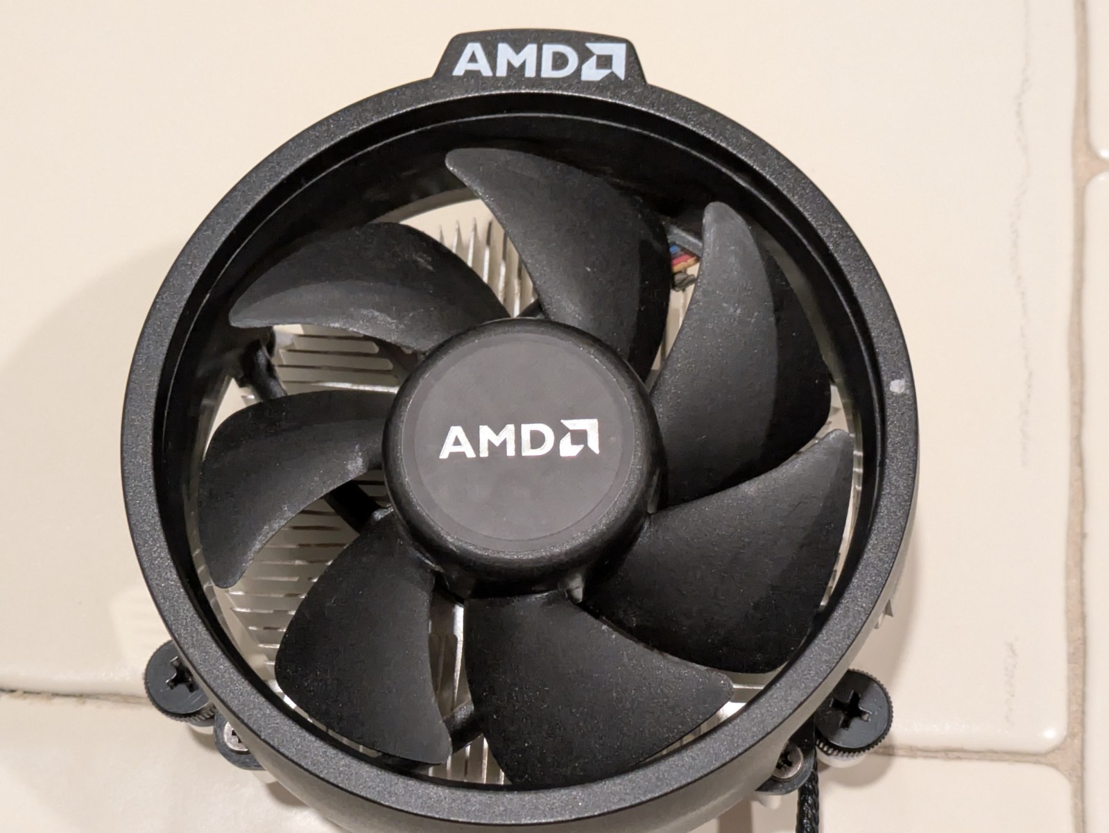 AMD Ryzen 5 3600 6-Core 12-Thread Processor w/ Wraith Spire Cooler