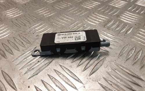 VW PASSAT Variant B6 3C5 Antennenverstärker  3C9035552A 2.00 Petrol 28407259