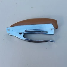 Vintage Bostitch B9P Stapler Round Grip Hand Held Tan & Silver Works Excellent