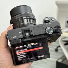 Sony Alpha a6400 Mirrorless 24.2MP 4K Digital Camera w/16-50mm Lens Black