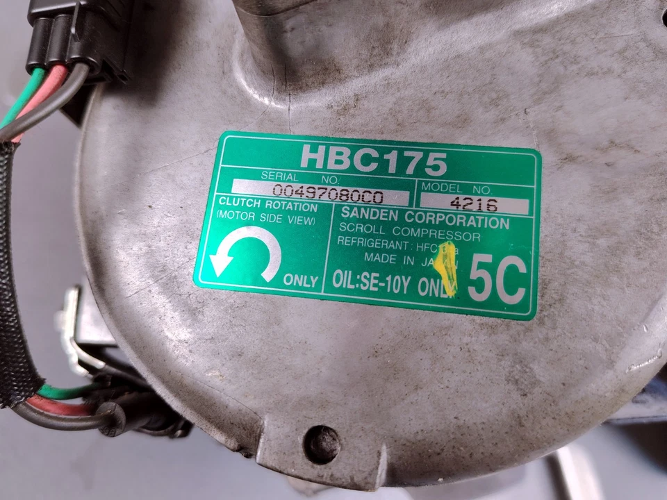 06 11 Honda Civic Hybrid 1.3 AC Compressor Assembly oem 38810 RMX A02 - Image 2 of 4