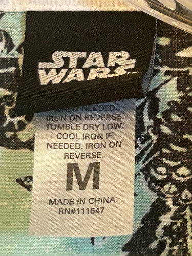 Star Wars Hawaiian Button Up Shirt Mens Sz M Lucas Fim Darth Vader Storm Trooper - Picture 3 of 6