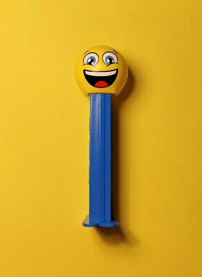 Open-Eyed Laughing Blue Emoji - PEZ Süßigkeitenspender - 7,5 Patent - Ungarn