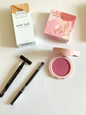 GROSSHANDEL MENGE MALLY - LAURA GELLER MAKE-UP SET MEDIUM GRUNDIERUNG